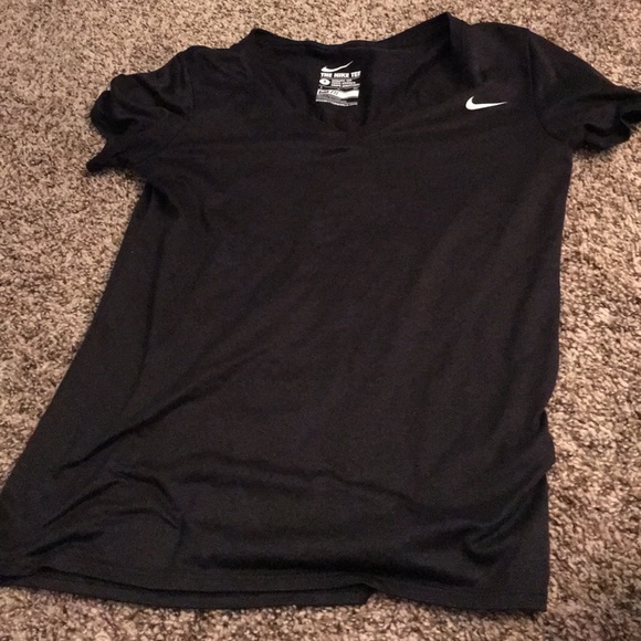 Nike black v neck - Picture 1 of 1